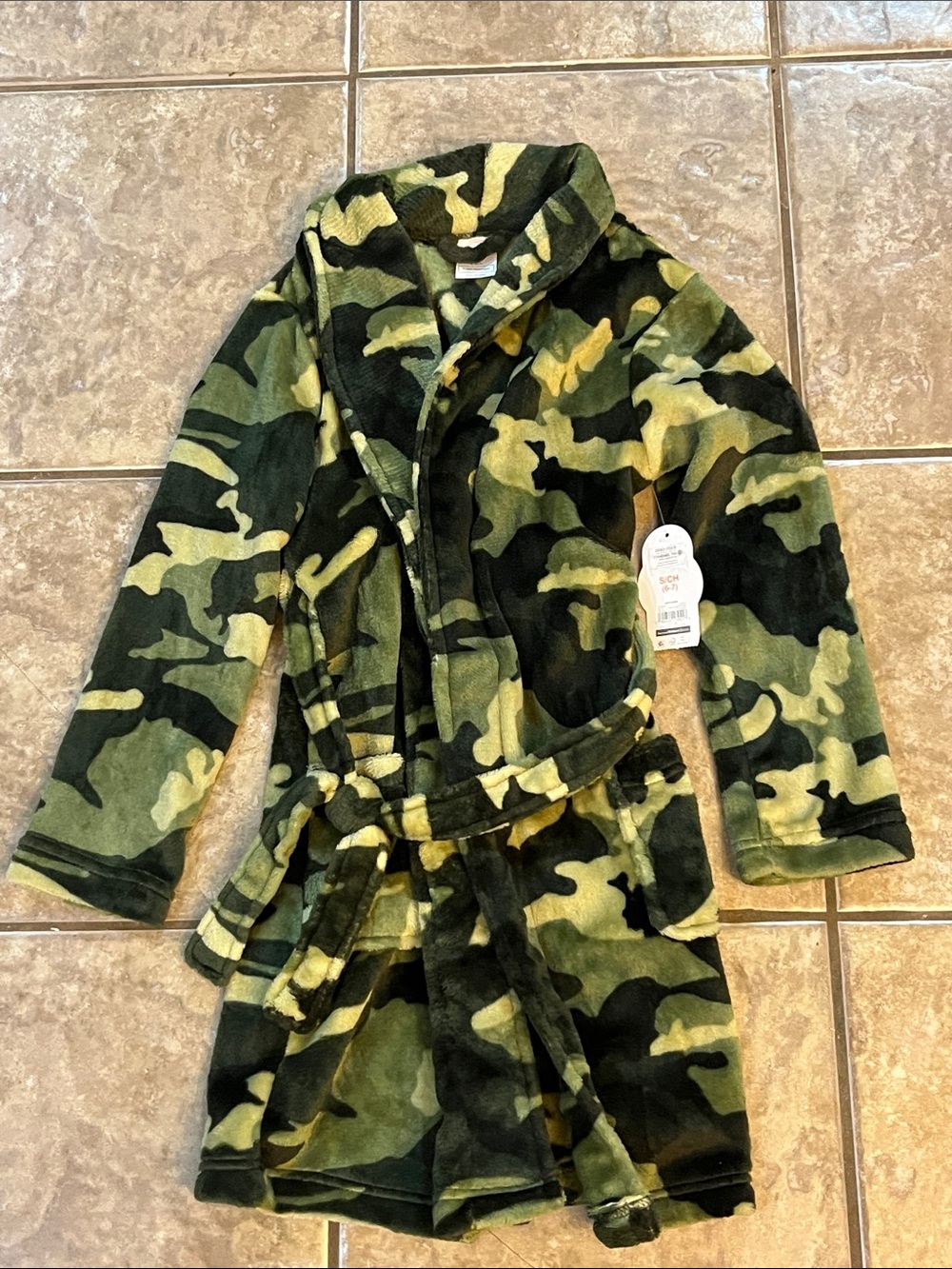 Boys Camouflage Plush Robe - Size 6-7